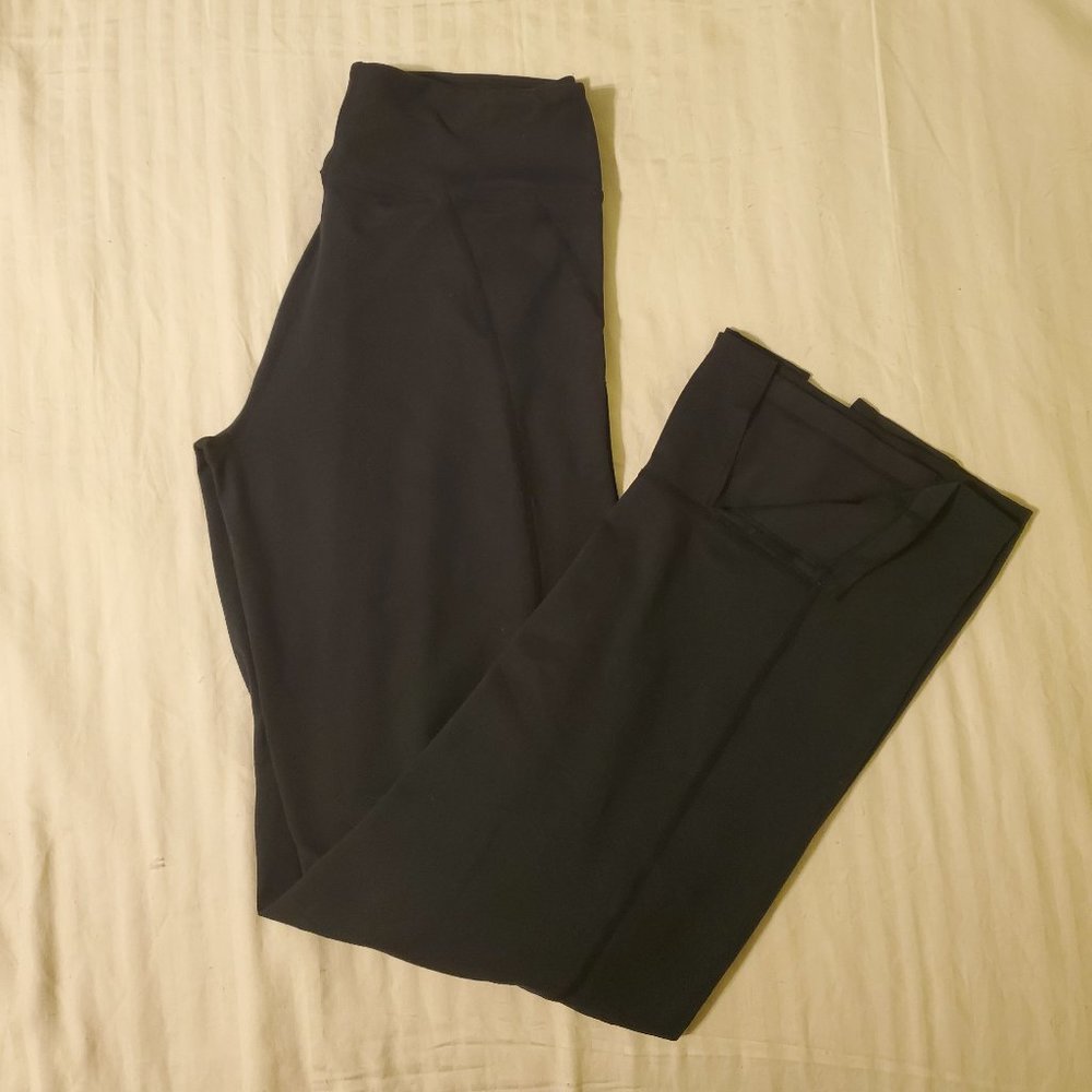 TITLE NINE sweatpants